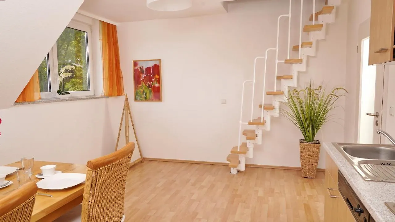 Apartment 3 Schlafzimmer 8 Gaste Ruhig 110Qm Nahe Flughafen Norderstedt